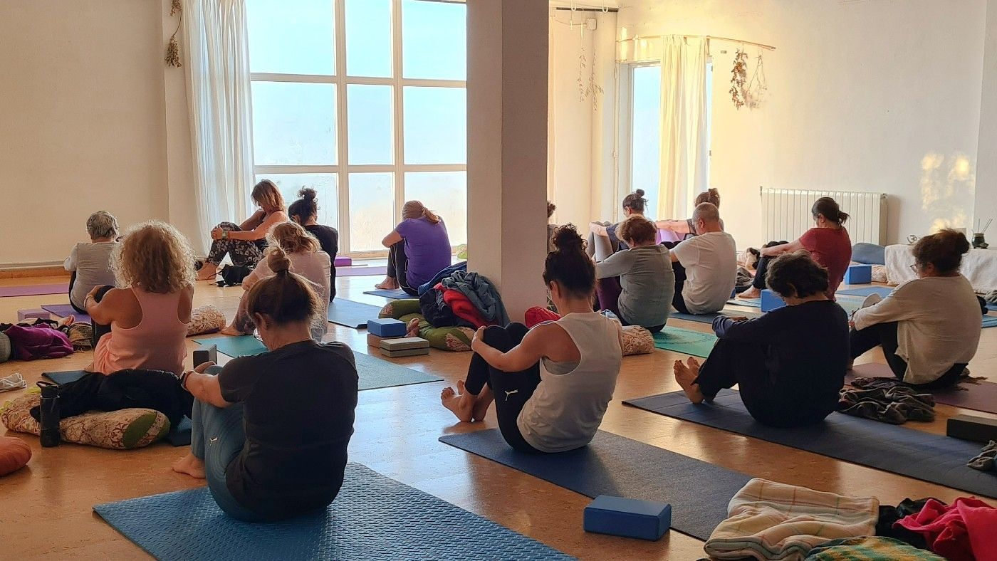 retiro yoga y senderismo serrania de ronda